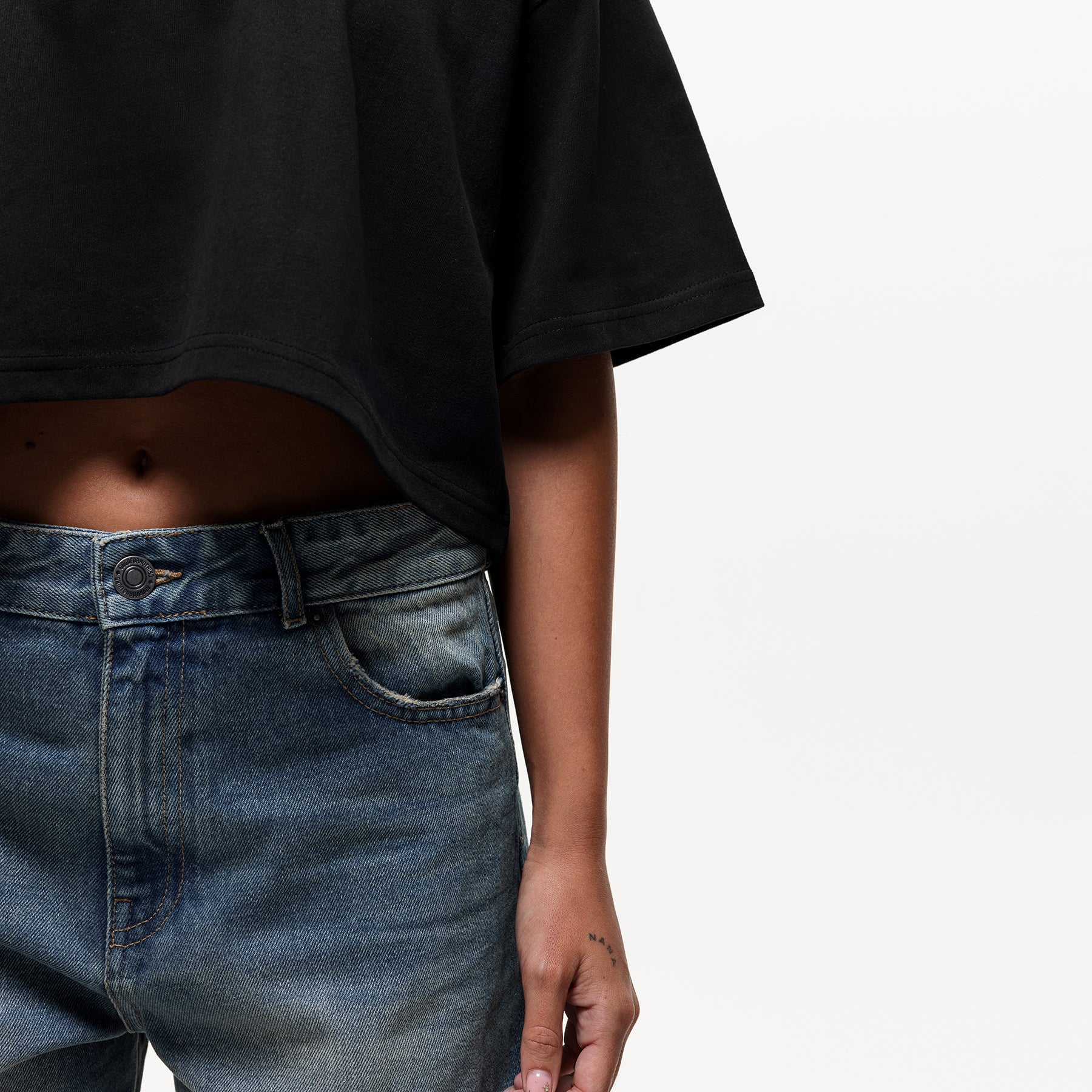 Vintage Black Cropped T-shirt (Final Sale)